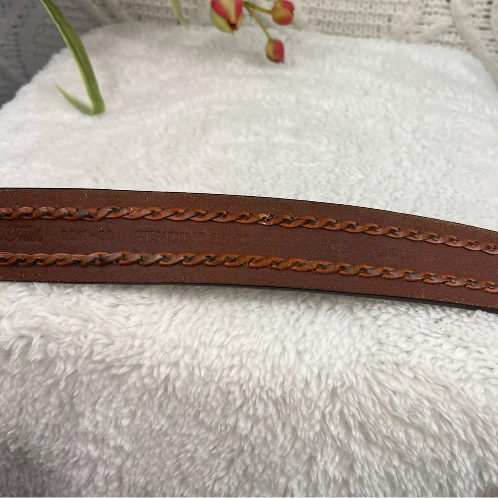 ROBERT GRAHAM | ‎ Brown Tooled Genuine Leather Heart & Floral Belt